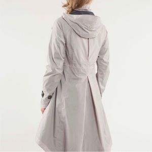 SOLD - SOLD Miilla Ride On Rain Jacket - Dark Taupe ☔️Like LuLumon